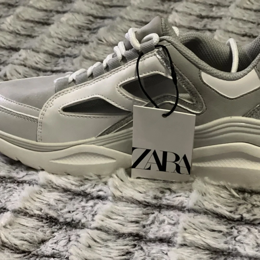 NWT White and Grey Zara Sneakers - Picture 16 of 16